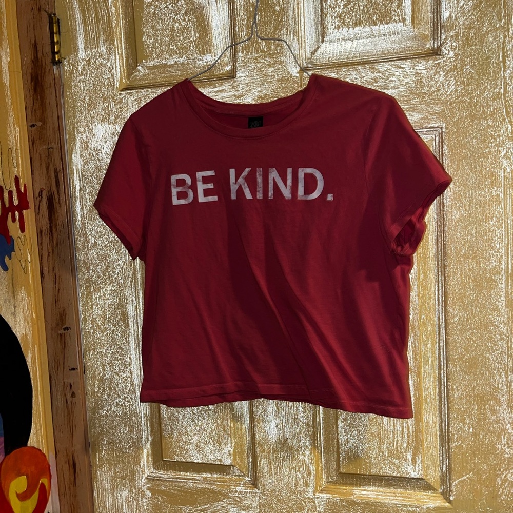 cropped t-shirt
